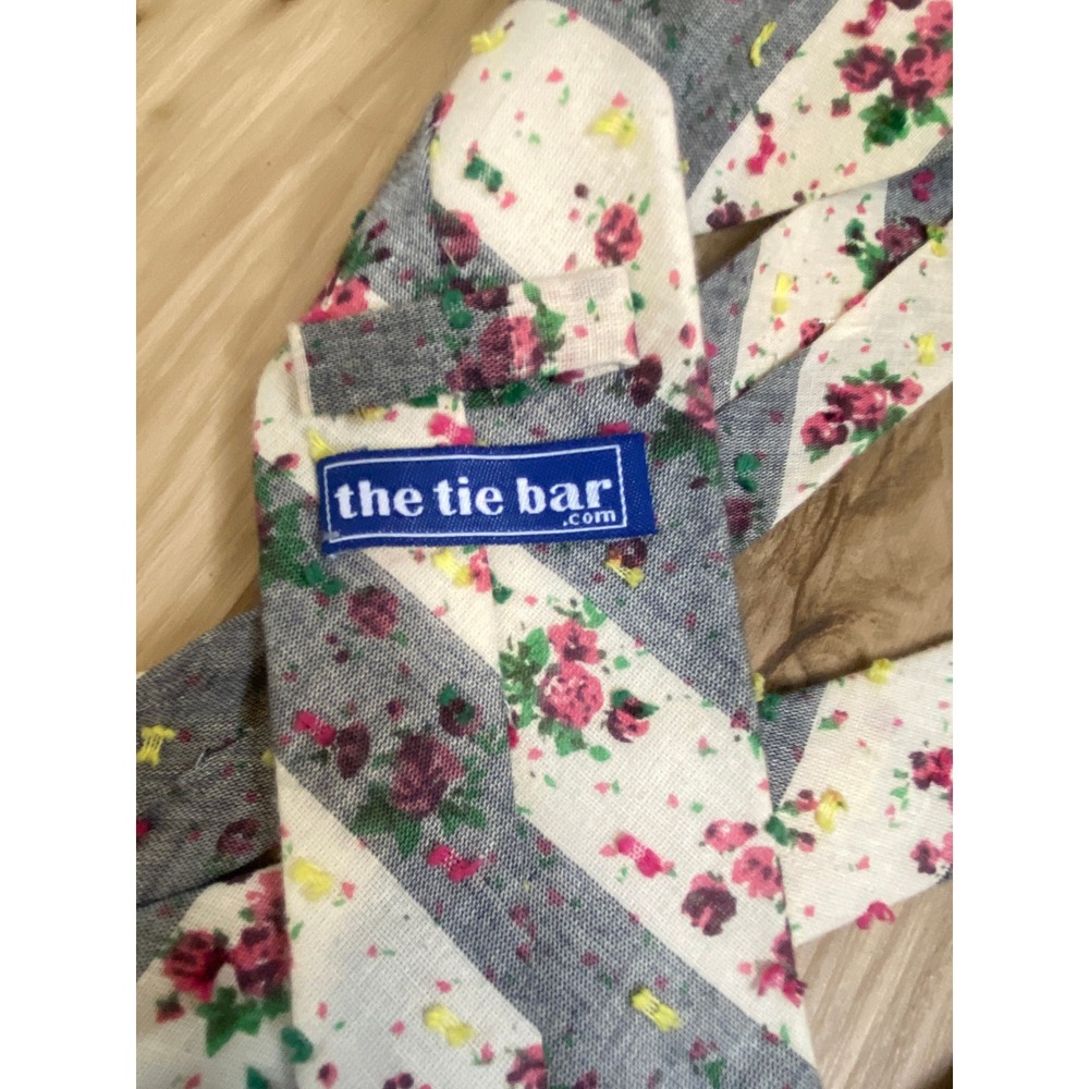 The Tie Bar Mens Cotton Floral Striped Necktie Gray White Pink Handmade 62 Inch - Picture 4 of 5